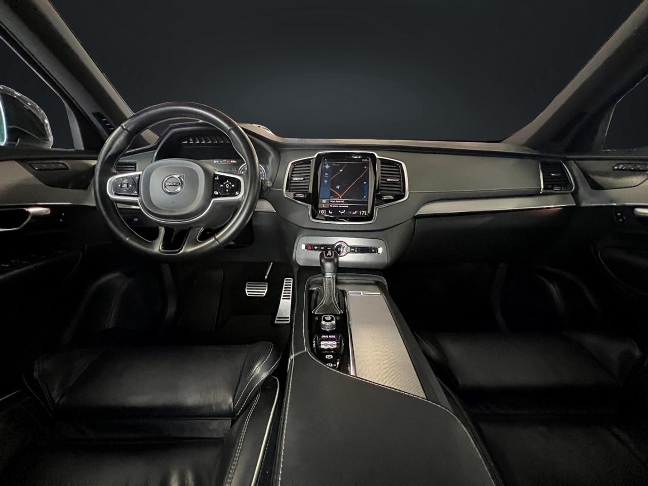 2021 Volvo XC90 T6 R-Design Photo