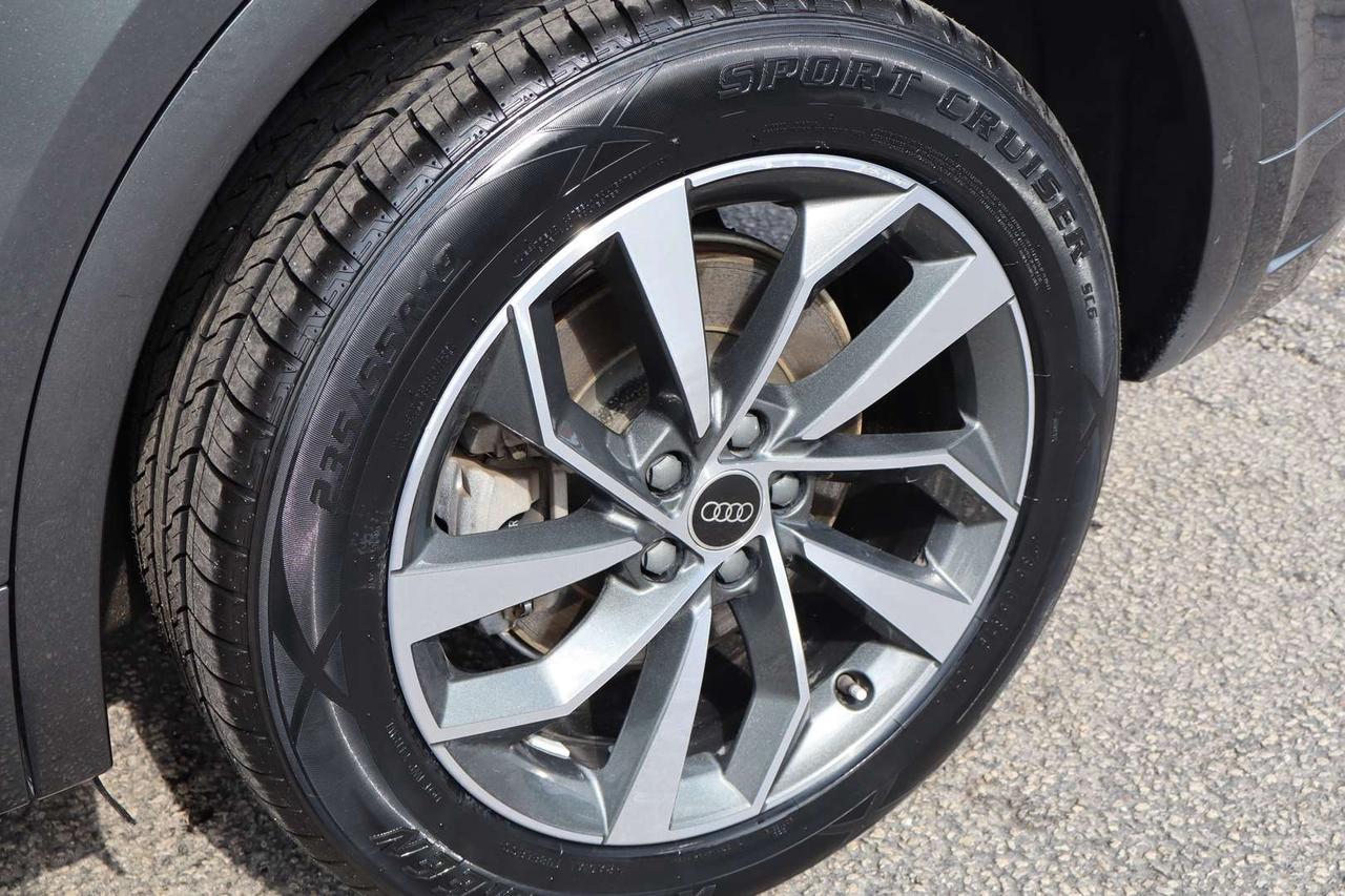 2022 Audi Q5 2.0T Progressiv S-Line   No Accident   Clean Carfax Photo