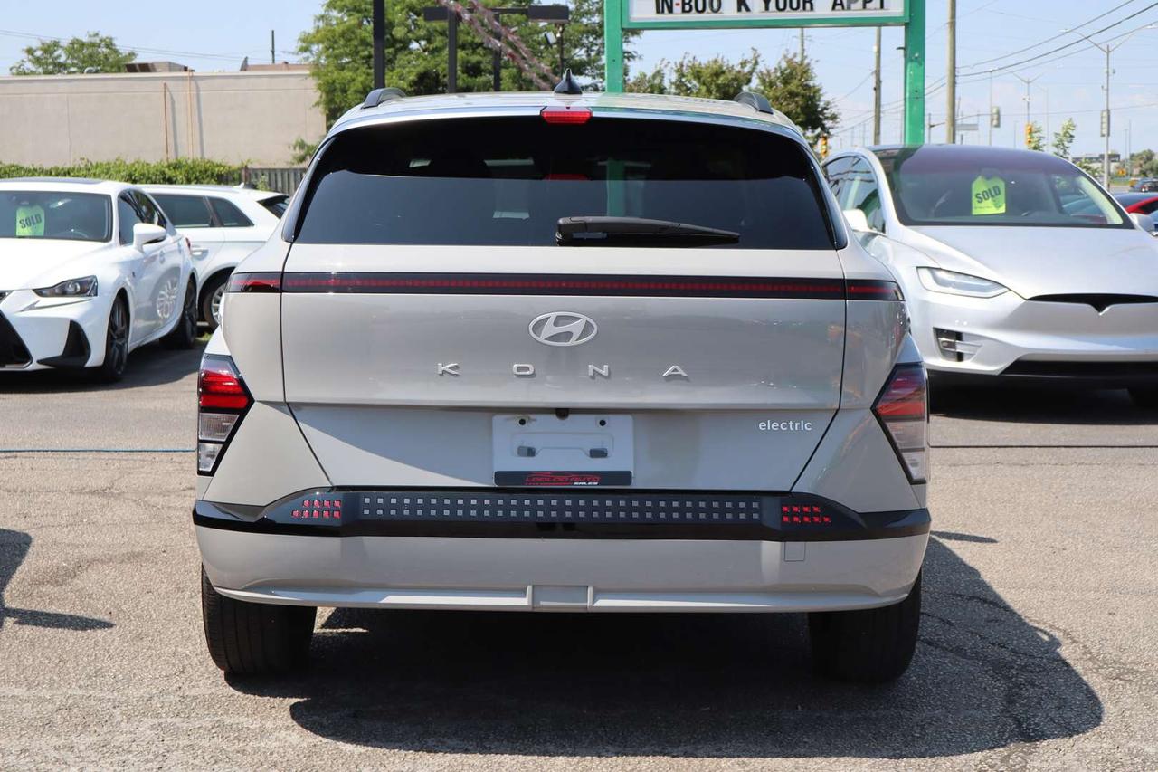 2025 Hyundai KONA Preferred w/Trend Package   No Accident   One Owner Photo