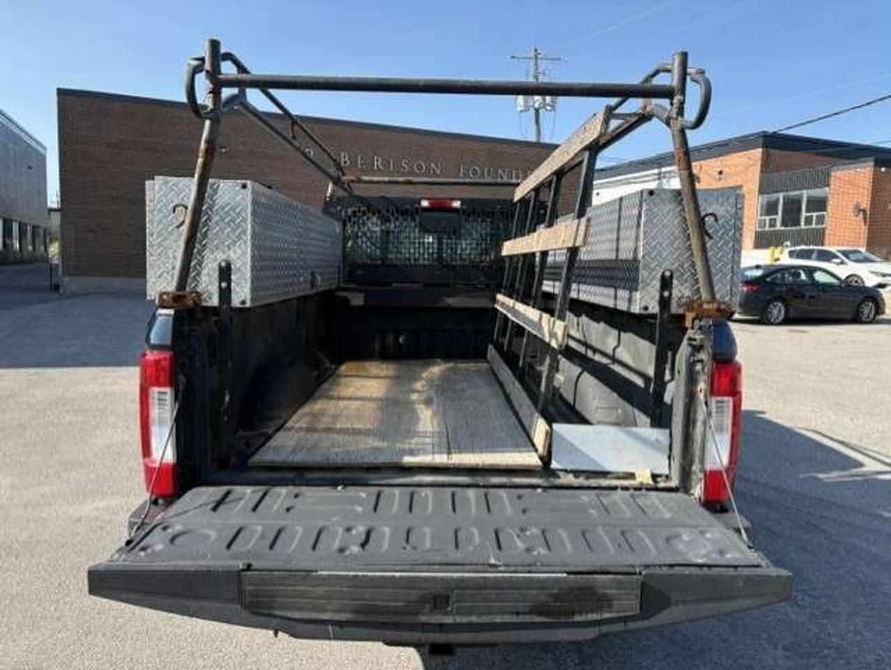 2019 Ford F-250 4WD **CREW CAB 8FT LONG BOX-RACKS-CAMERA** Photo3