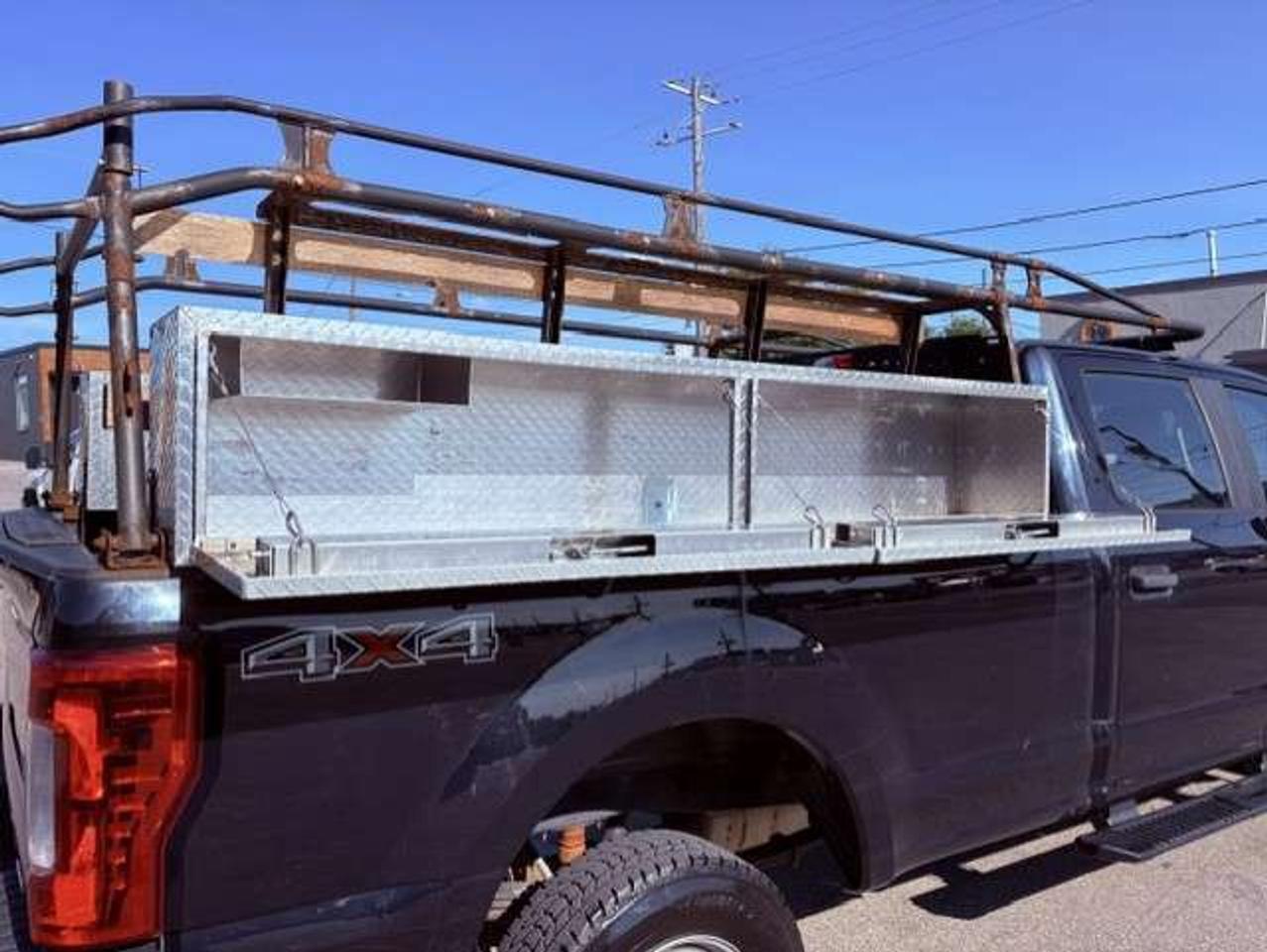 2019 Ford F-250 4WD **CREW CAB 8FT LONG BOX-RACKS-CAMERA** Photo