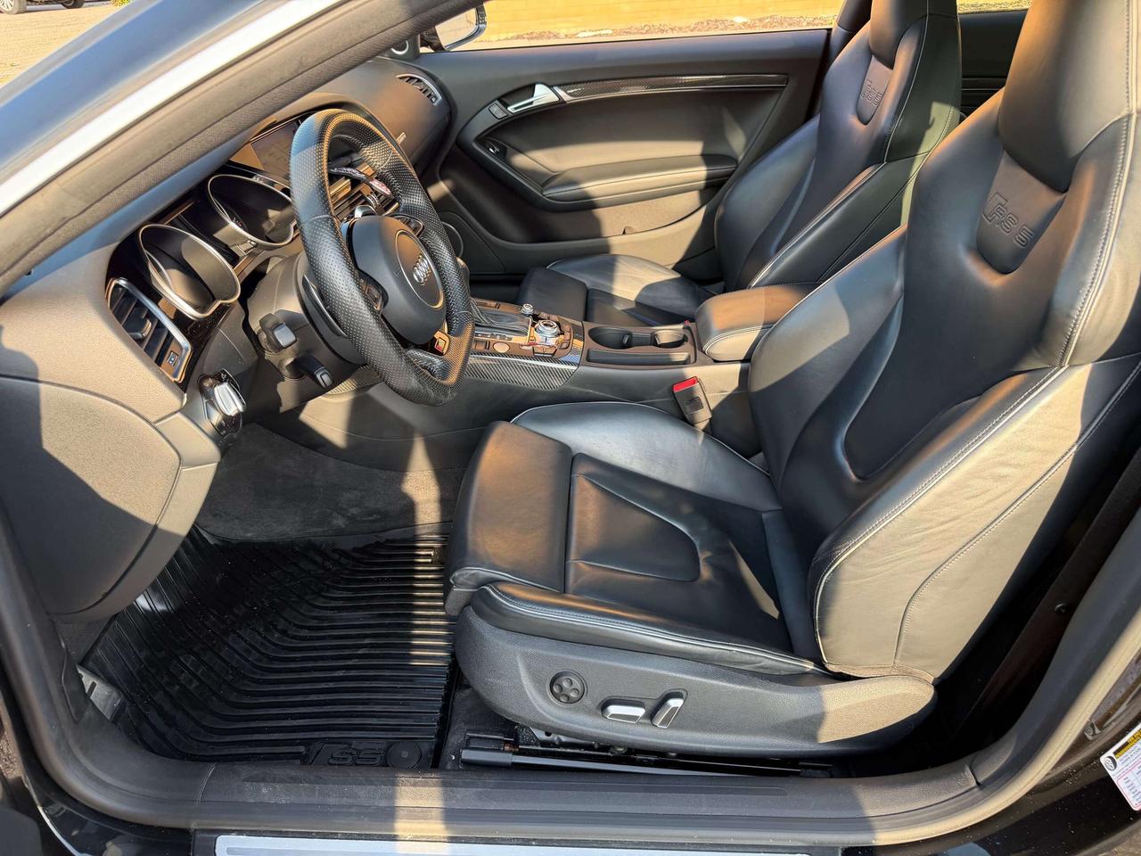2015 Audi RS 5 New front brakes, Consignmet Sale, Upgrades!!! Photo