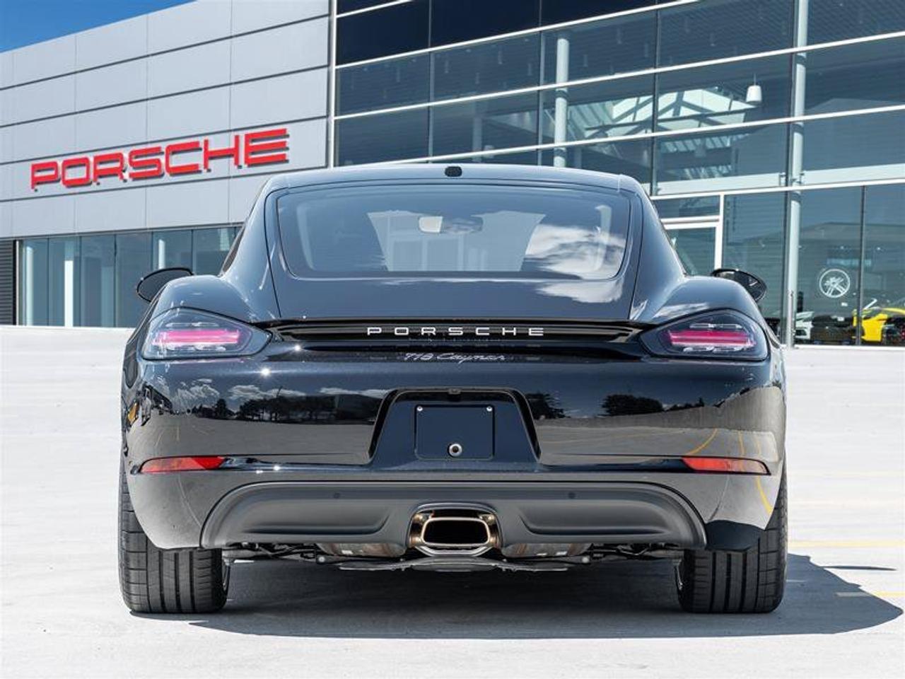 2025 Porsche 718 Cayman Coupe Premium Pkg Porsche Active Suspension Manage Photo