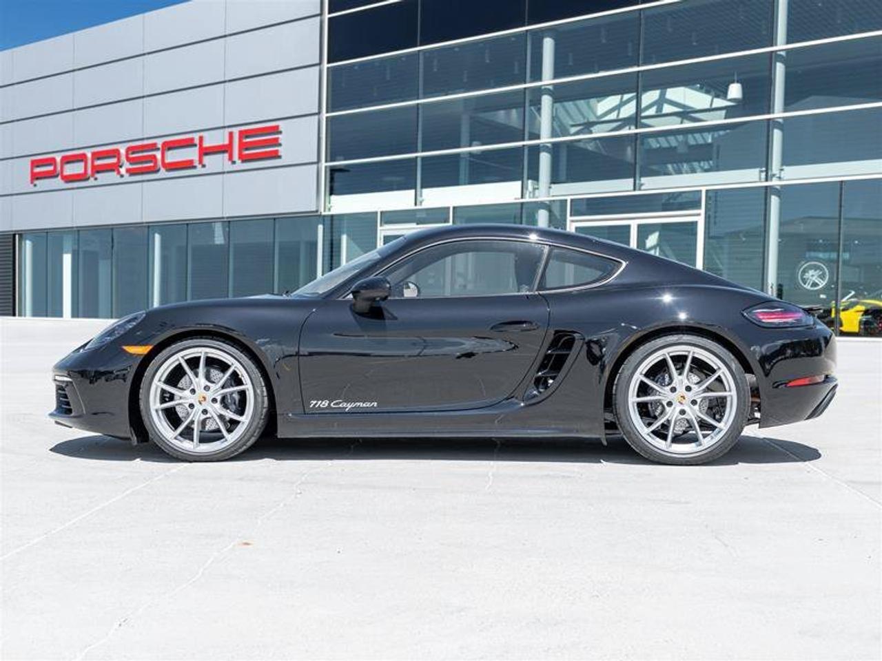 2025 Porsche 718 Cayman Coupe Premium Pkg Porsche Active Suspension Manage Photo2