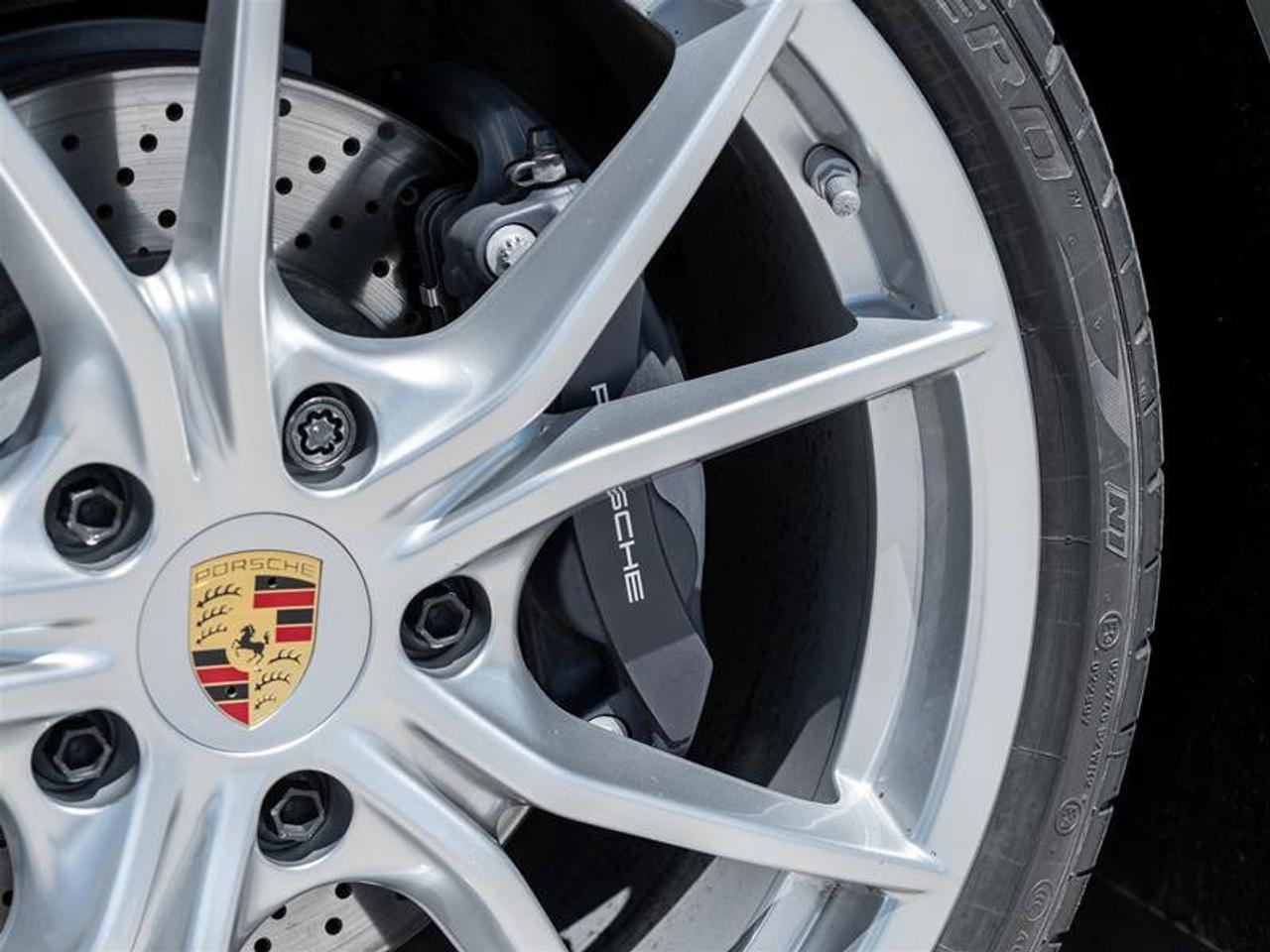 2025 Porsche 718 Cayman Coupe Premium Pkg Porsche Active Suspension Manage Photo