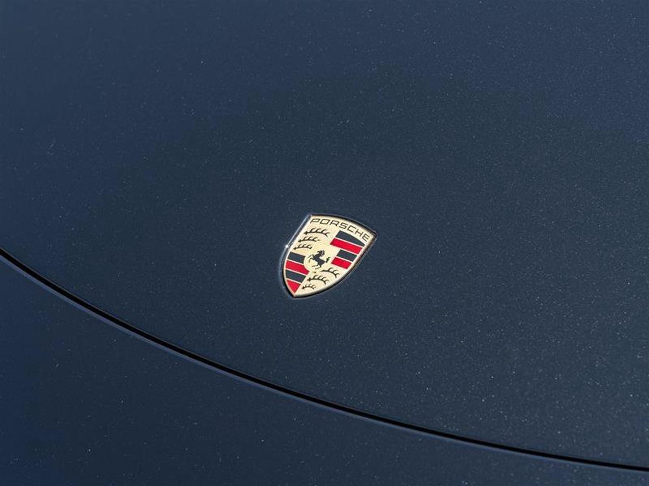 2025 Porsche 718 Cayman Coupe Premium Pkg Porsche Active Suspension Manage Photo