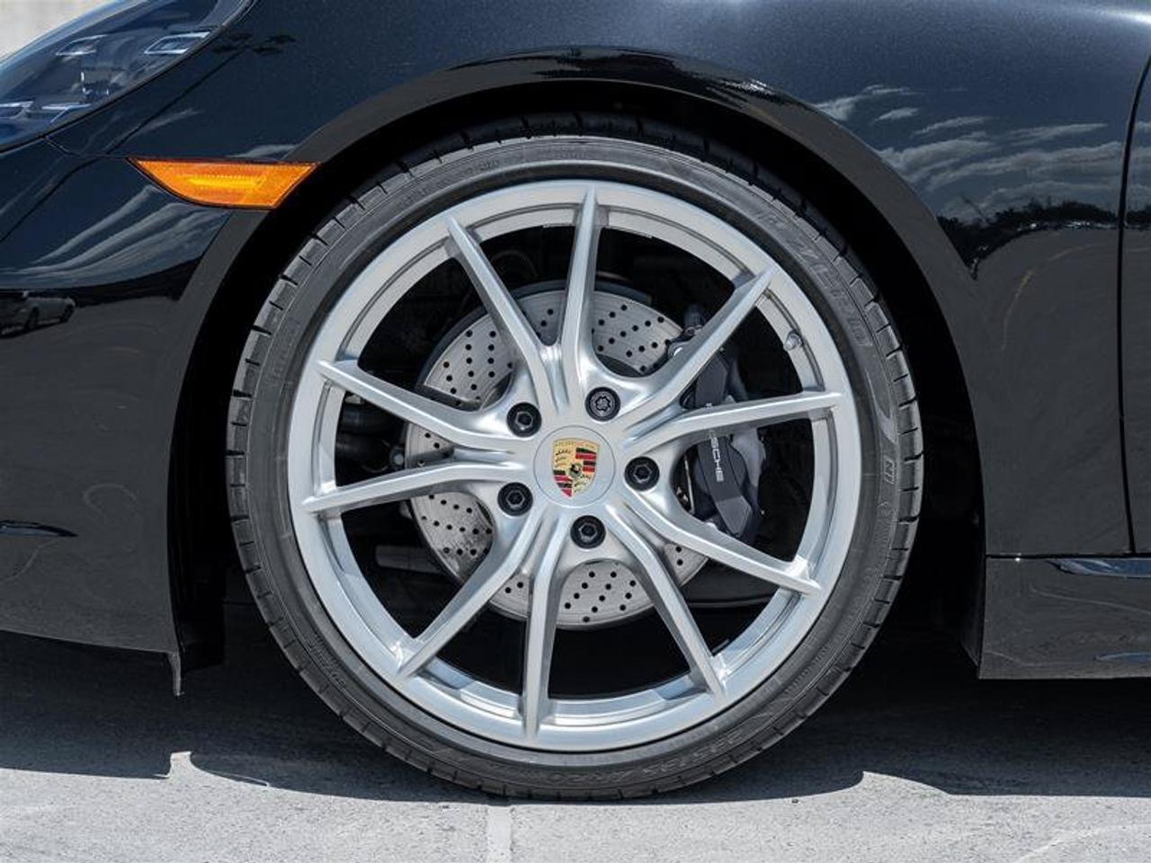 2025 Porsche 718 Cayman Coupe Premium Pkg Porsche Active Suspension Manage Photo