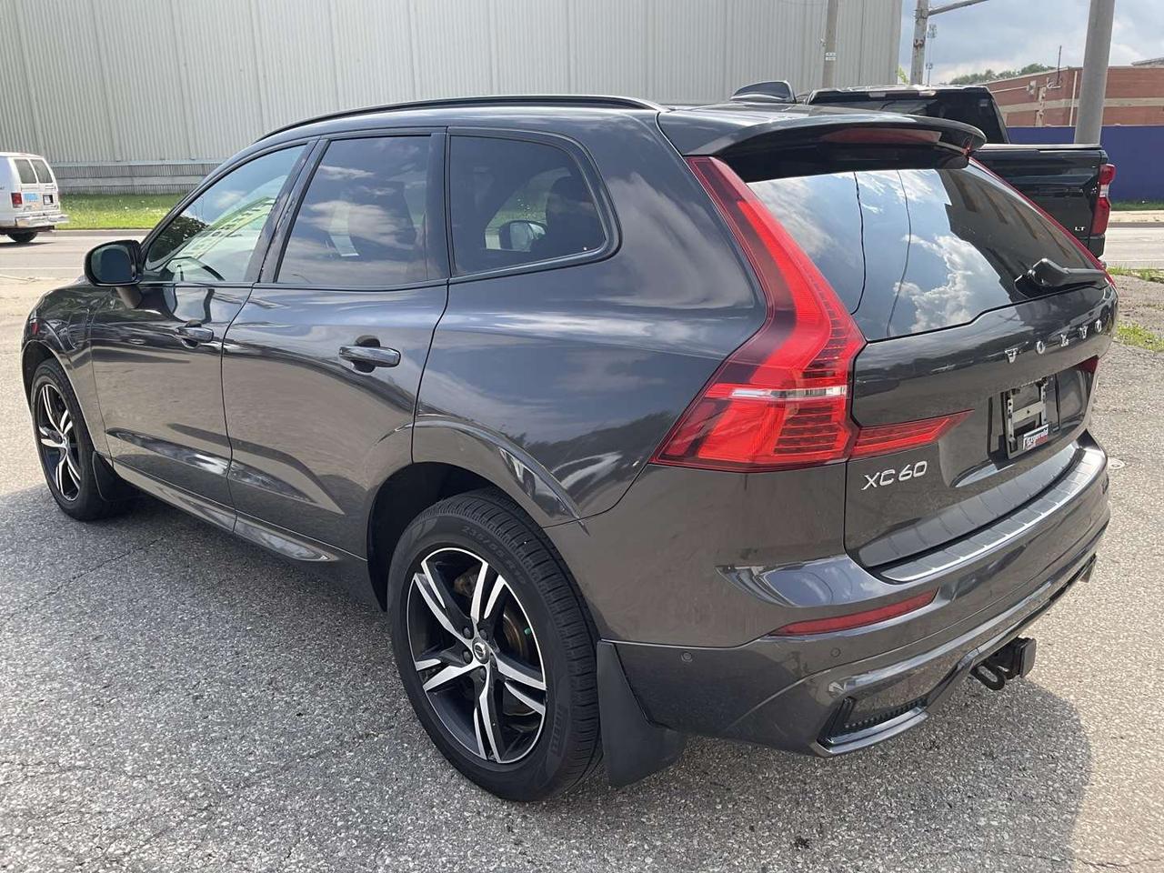 2022 Volvo XC60 Recharge PHEV T8 R-Design AWD - LTHR! NAV! 360 CAM! BSM! HUD! Photo