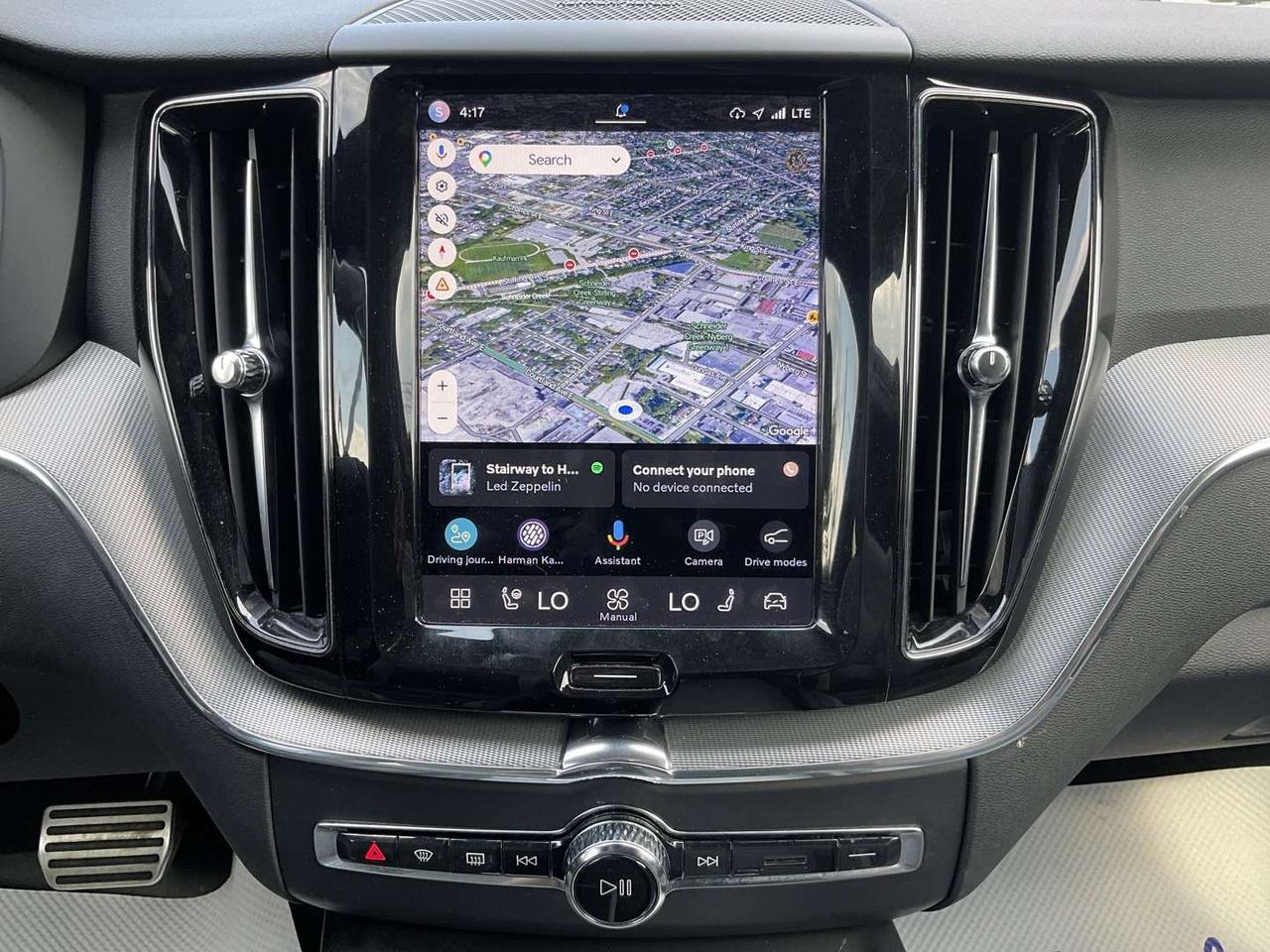2022 Volvo XC60 Recharge PHEV T8 R-Design AWD - LTHR! NAV! 360 CAM! BSM! HUD! Photo