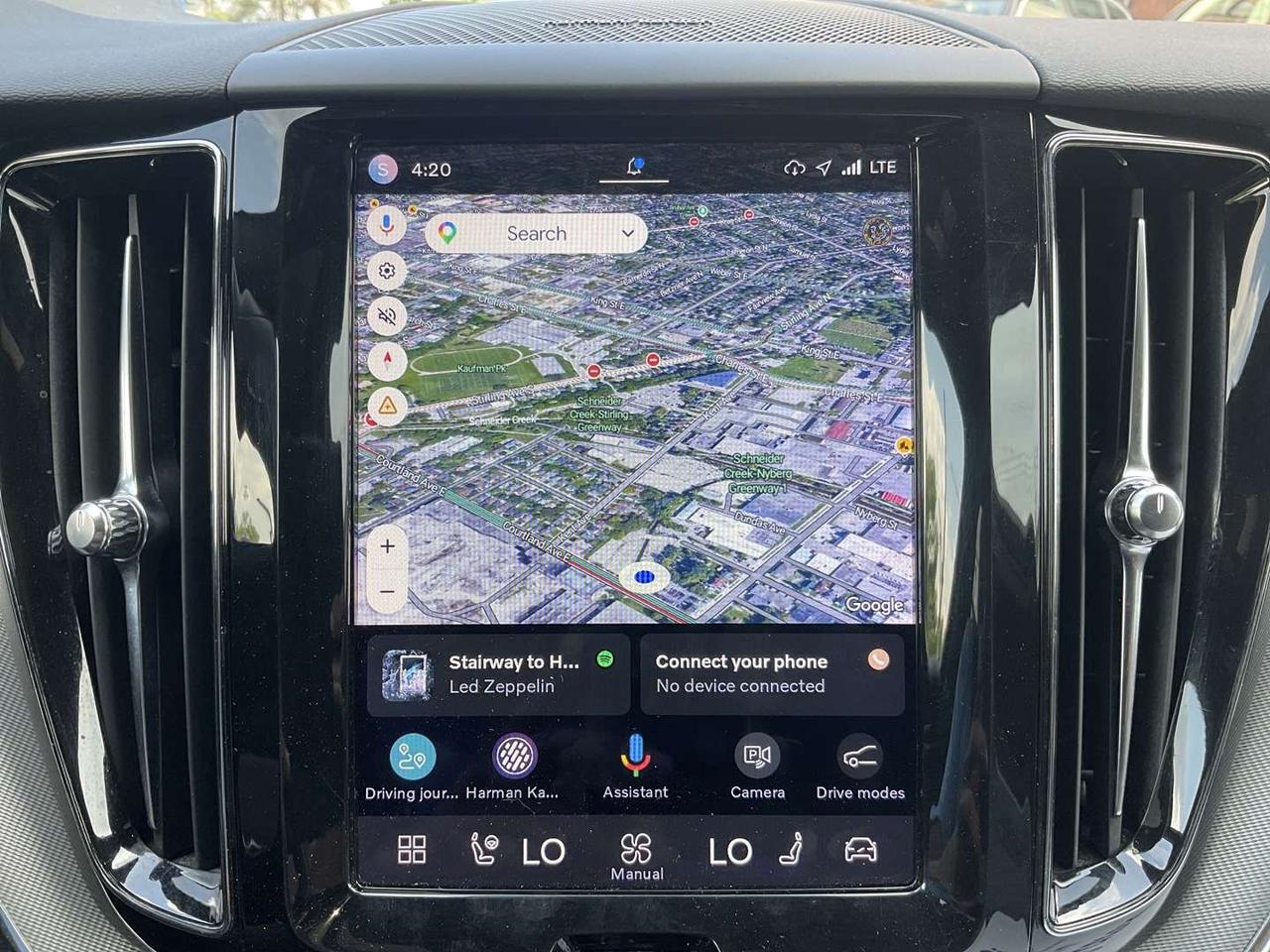 2022 Volvo XC60 Recharge PHEV T8 R-Design AWD - LTHR! NAV! 360 CAM! BSM! HUD! Photo