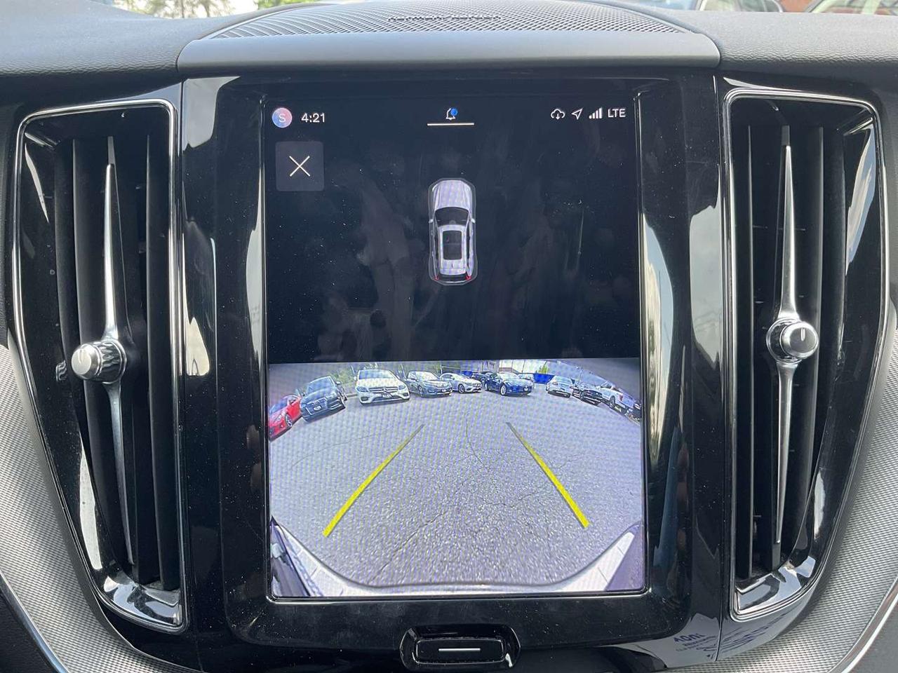 2022 Volvo XC60 Recharge PHEV T8 R-Design AWD - LTHR! NAV! 360 CAM! BSM! HUD! Photo