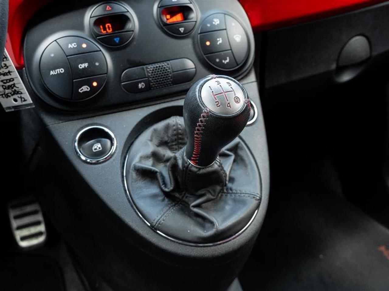 2013 Fiat 500 Abarth Power-Retractable Soft-Top Convertible Roof Photo