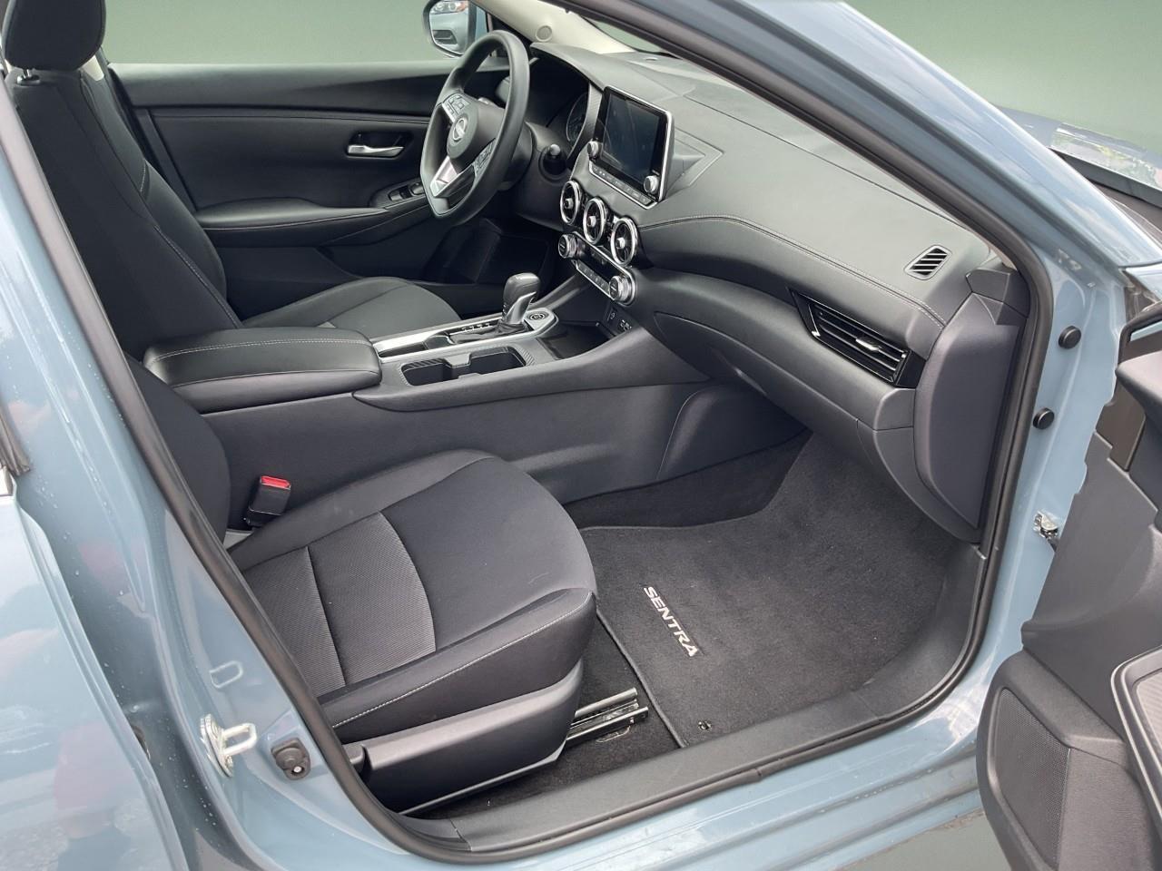 2024 Nissan Sentra SV 4DR SEDAN Photo