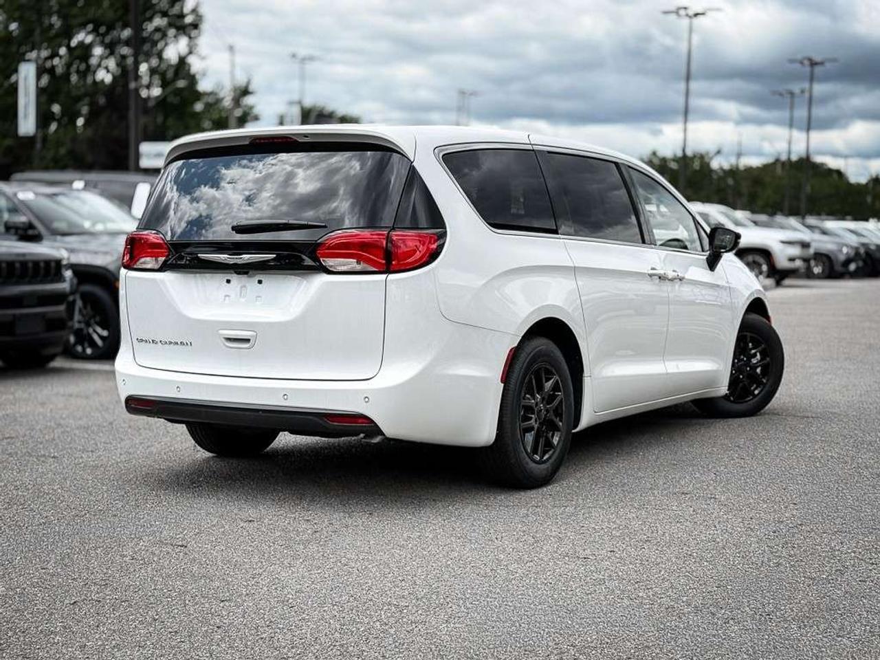 2026 Chrysler Grand Caravan SXT   SOLD BY FRAN THANK YOU!!! Photo5