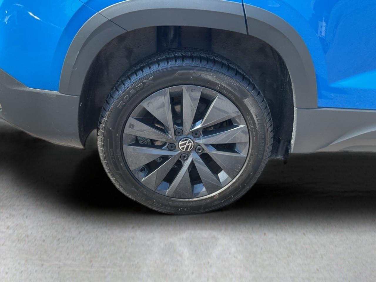2024 Volkswagen Taos Comfortline 4dr Front-Wheel Drive Photo