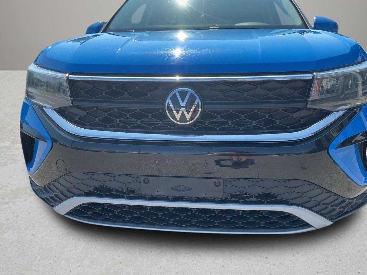 2024 Volkswagen Taos Comfortline 4dr Front-Wheel Drive Photo