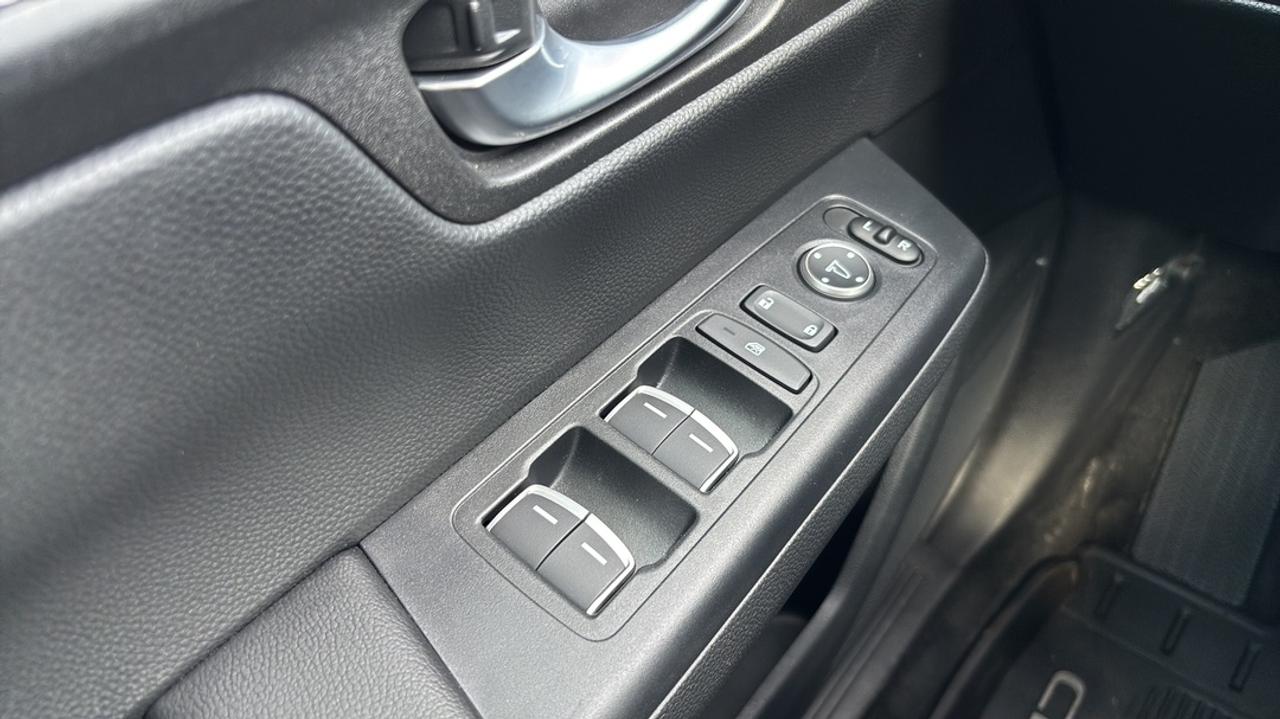 2025 Honda CR-V EX-L, 4D SPORT Utility, 2.0L 16V DOHC,CVT,AWD Photo