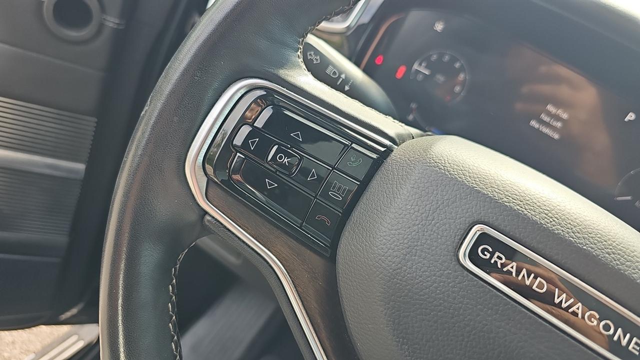 2022 Jeep Grand Wagoneer 6.4L V8 Hemi, Leather, Heated & Cooled Seats Photo