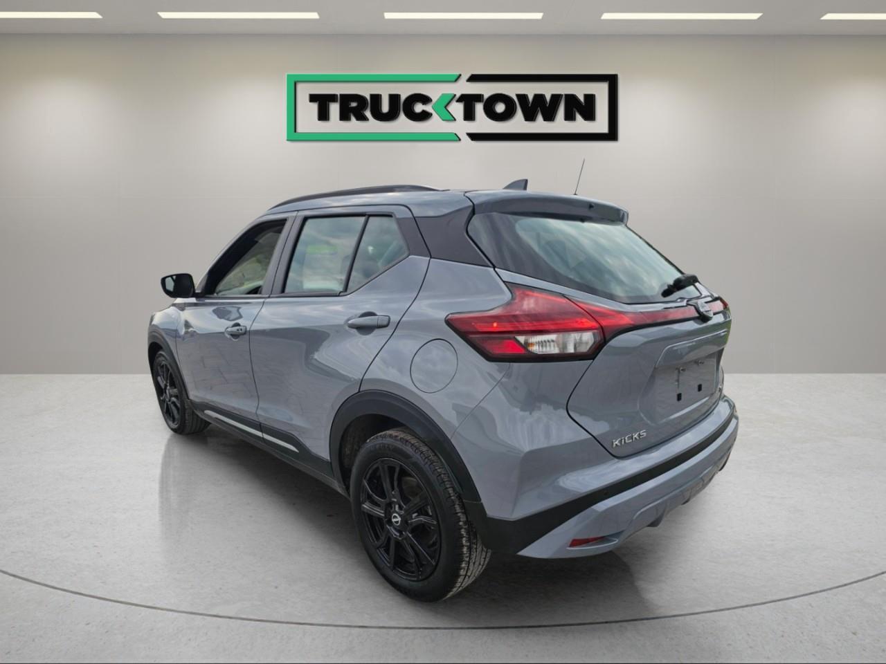 2024 Nissan Kicks SR 4dr Front-Wheel Drive Photo