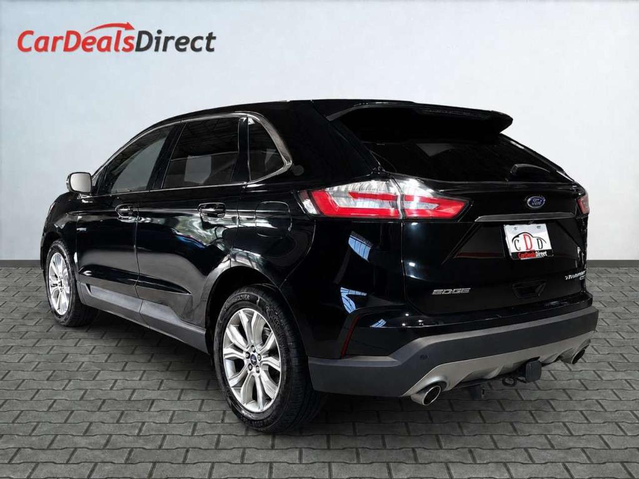 2020 Ford Edge Titanium AWD   Panoramic Sunroof   Leather   Navigation   Remote Start   Driver Assist Photo