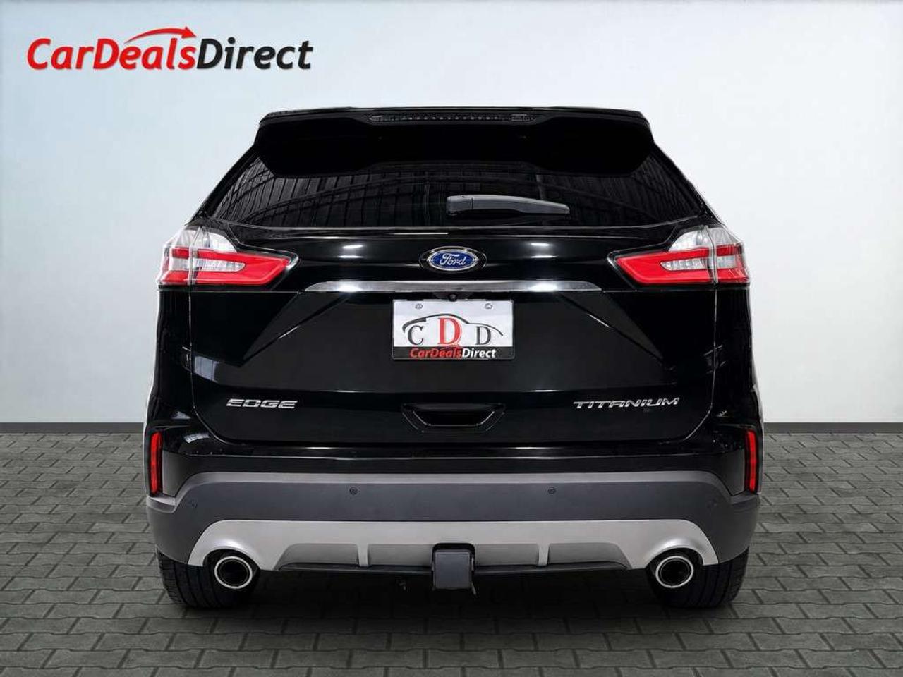 2020 Ford Edge Titanium AWD   Panoramic Sunroof   Leather   Navigation   Remote Start   Driver Assist Photo
