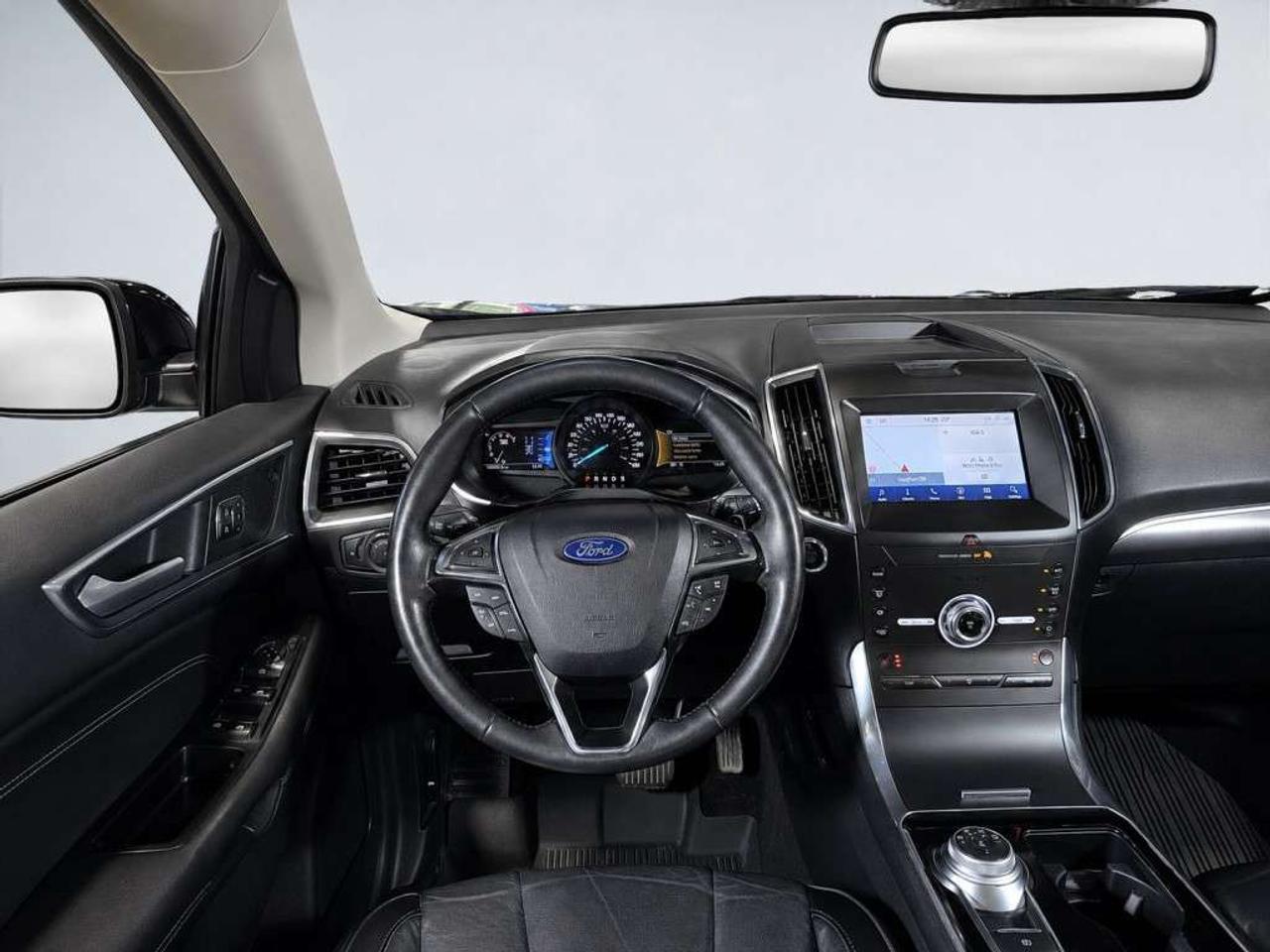 2020 Ford Edge Titanium AWD   Panoramic Sunroof   Leather   Navigation   Remote Start   Driver Assist Photo
