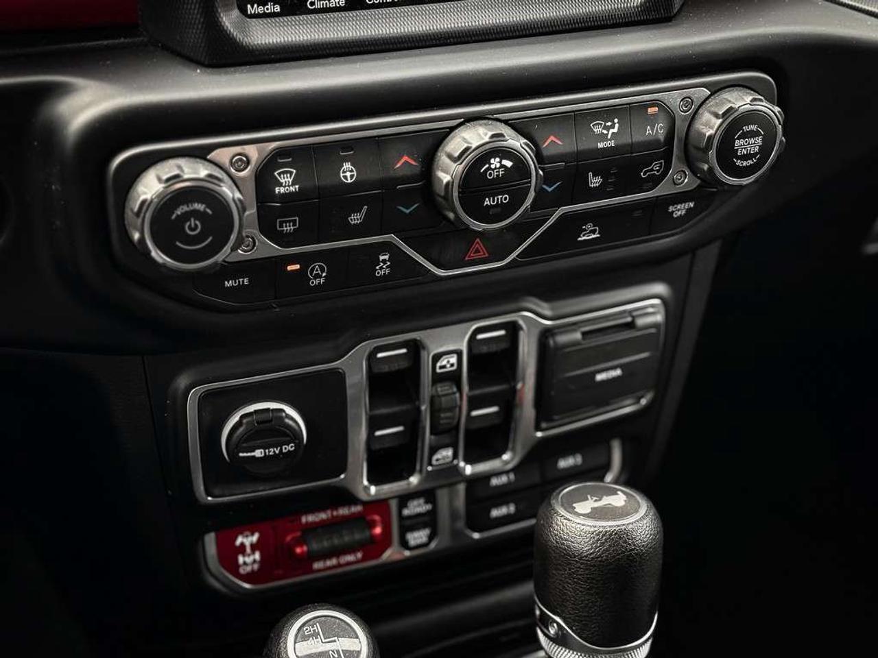 2023 Jeep Wrangler Rubicon   TRAILER TOW   HEATED SEATS   REMOTE START   ALPINE AUDIO Photo