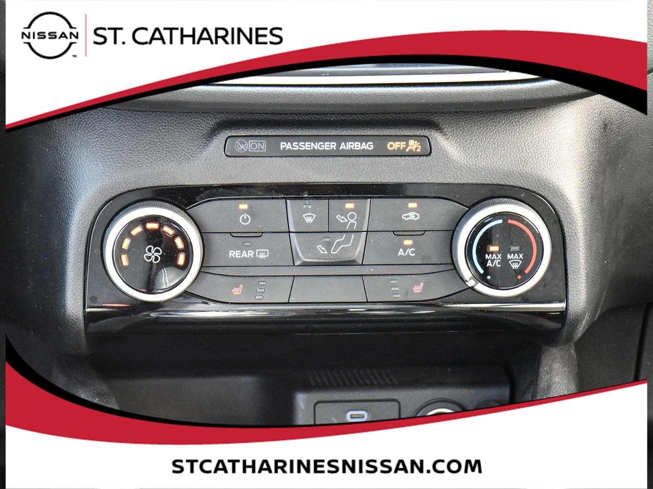 2021 Ford Escape SE Photo