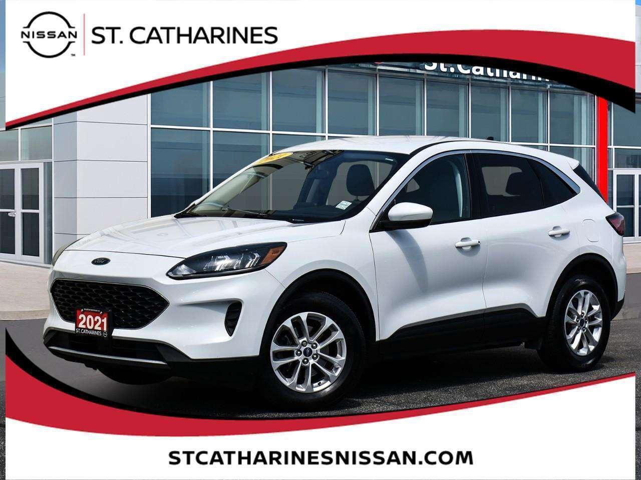 2021 Ford Escape SE Photo0