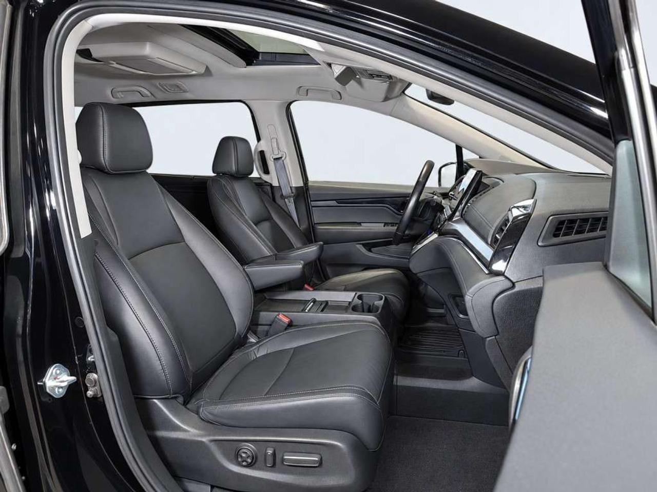 2022 Honda Odyssey EX-L RES   7-Passenger   Leather   Sunroof   Power Sliding Doors   Honda Sensing   Clean CARFAX Photo
