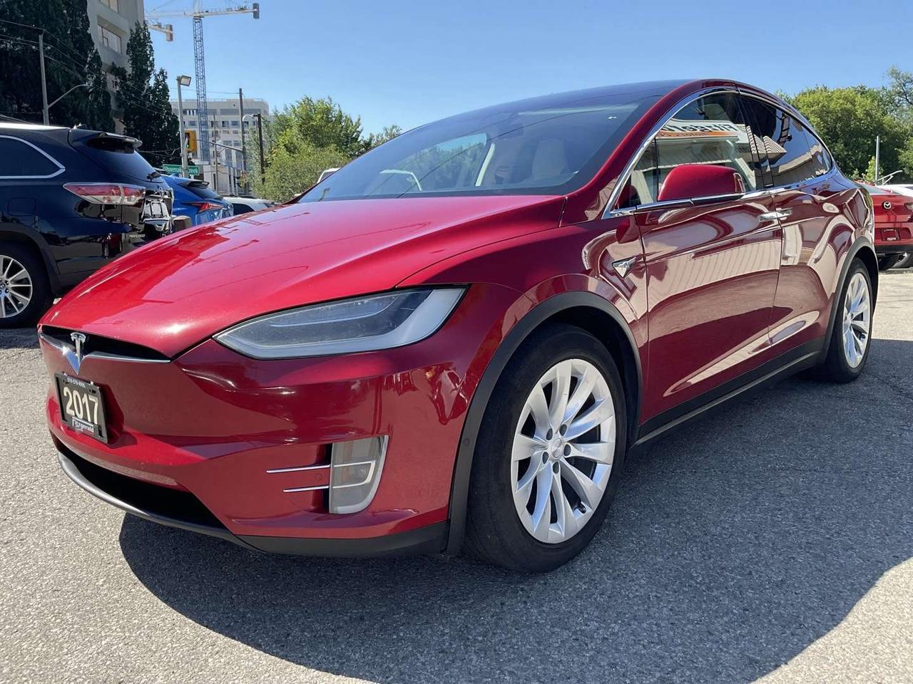 2017 Tesla Model X 100D - 7 PASS! LEATHER! NAV! CAMERAS! Photo