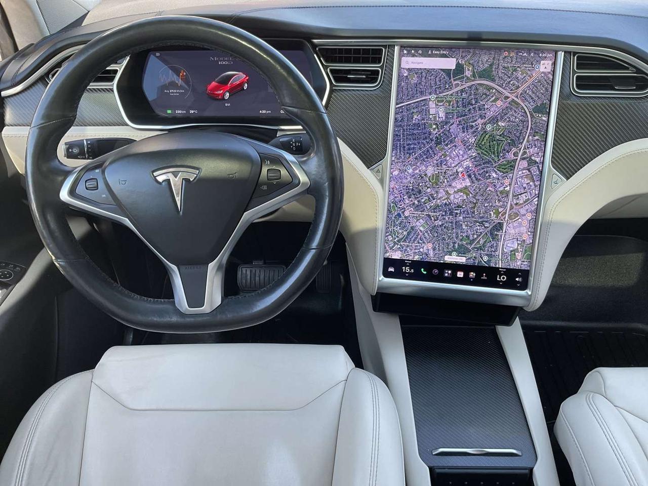 2017 Tesla Model X 100D - 7 PASS! LEATHER! NAV! CAMERAS! Photo