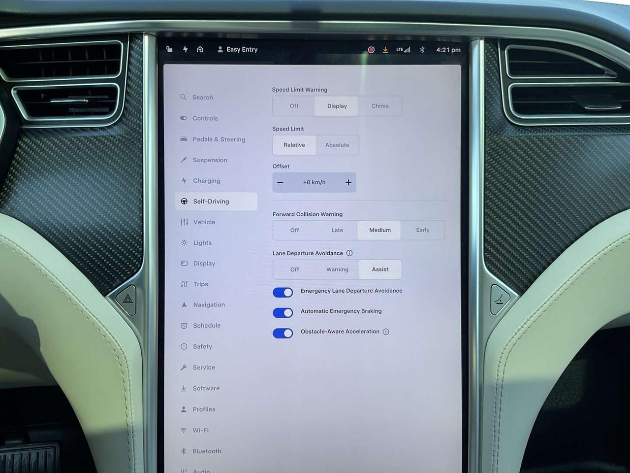 2017 Tesla Model X 100D - 7 PASS! LEATHER! NAV! CAMERAS! Photo