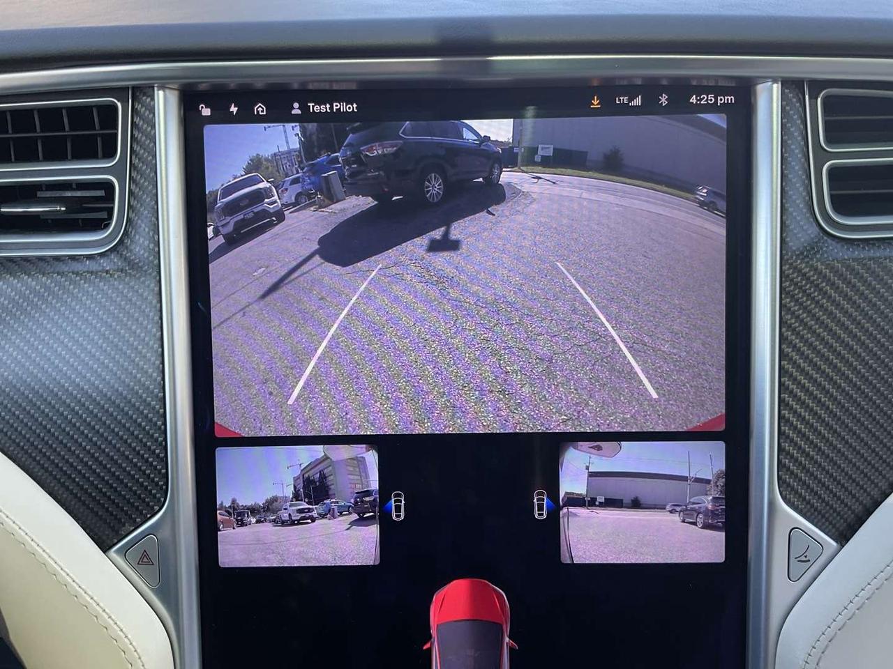 2017 Tesla Model X 100D - 7 PASS! LEATHER! NAV! CAMERAS! Photo