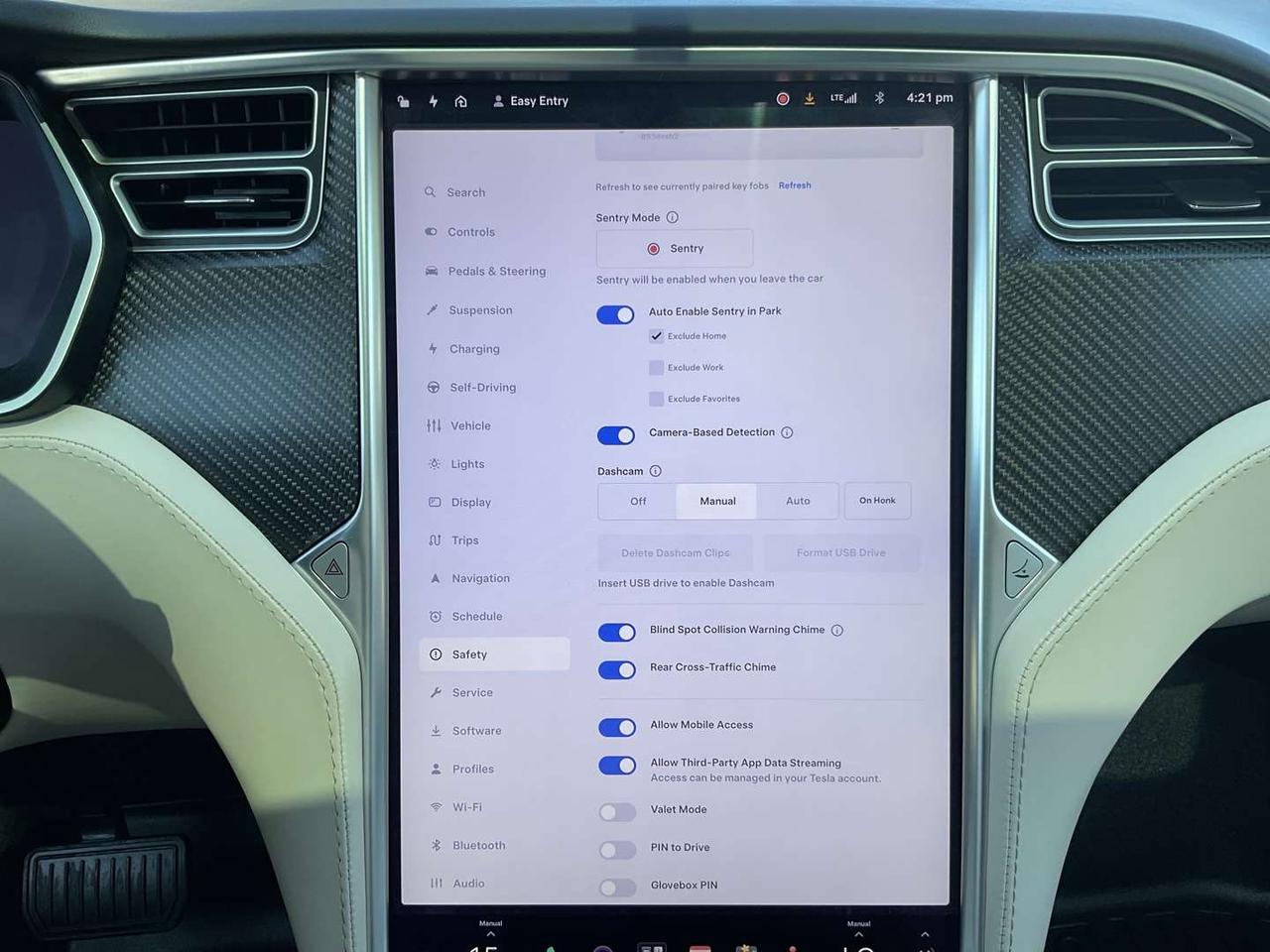 2017 Tesla Model X 100D - 7 PASS! LEATHER! NAV! CAMERAS! Photo