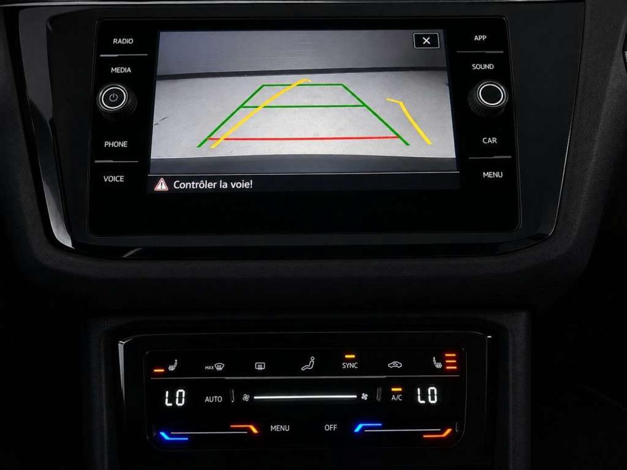 2022 Volkswagen Tiguan Comfortline R-Line Black Edition 4MOTION    Leather   Panoramic Sunroof   Remote Start   Blind Spot Assist   Lane Keep As Photo