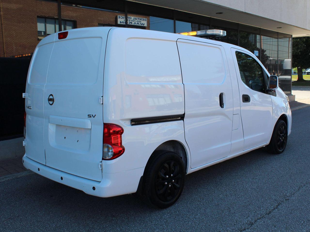 2017 Nissan NV200 SV - DUAL SLIDING DOORS - SHELVES Photo