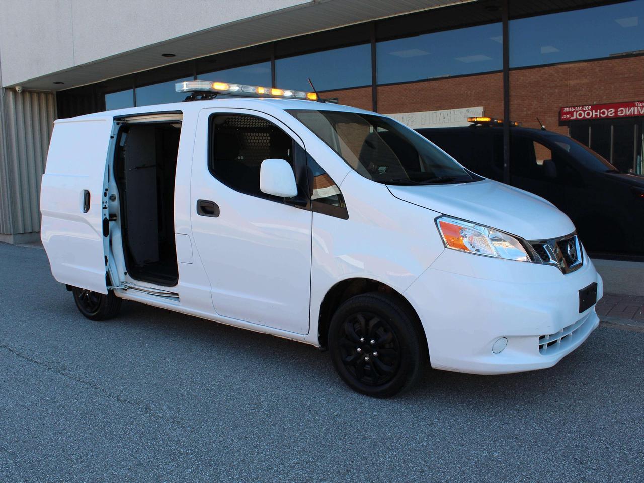 2017 Nissan NV200 SV - DUAL SLIDING DOORS - SHELVES Photo