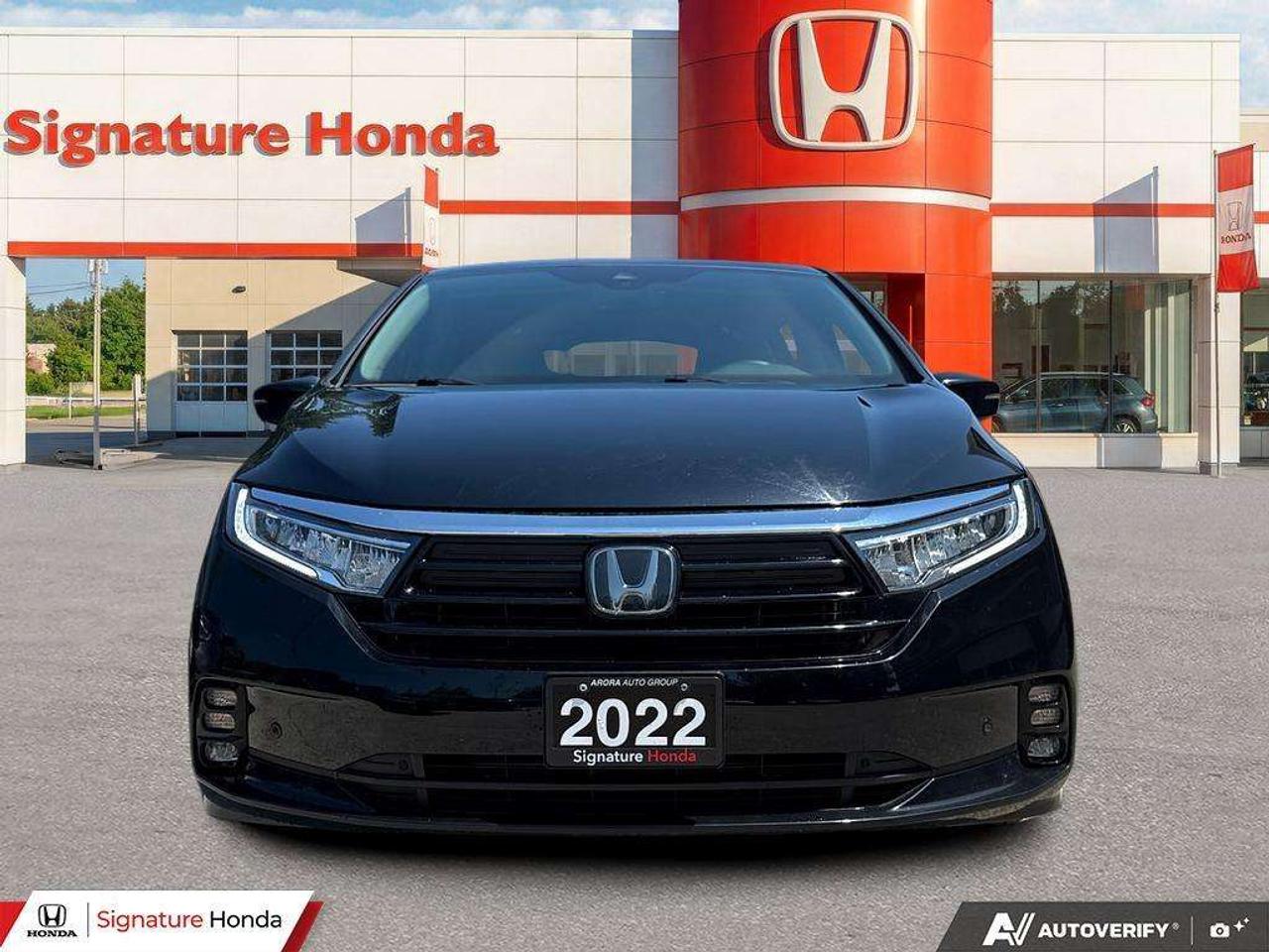 2022 Honda Odyssey Touring Photo5