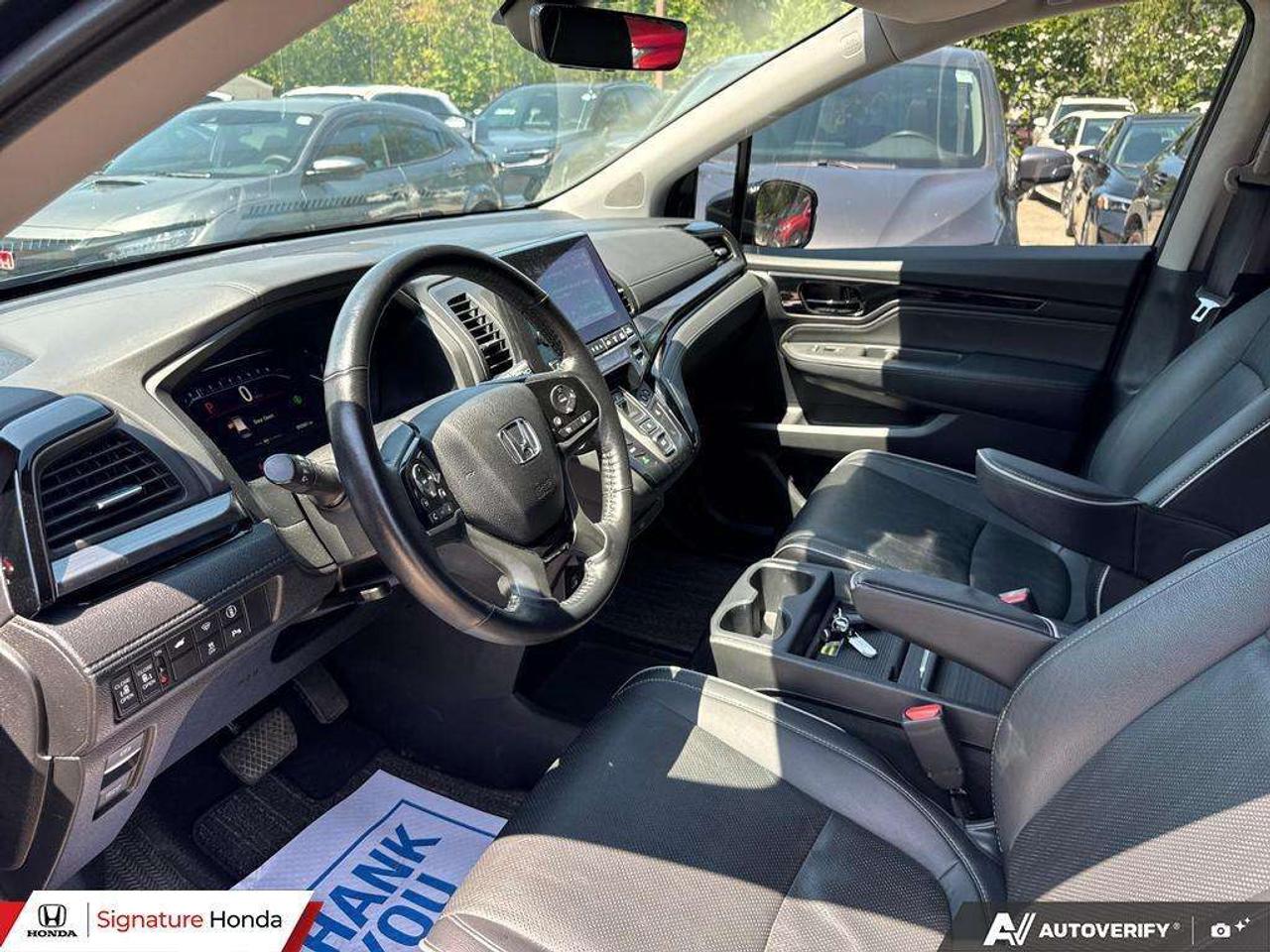 2022 Honda Odyssey Touring Photo