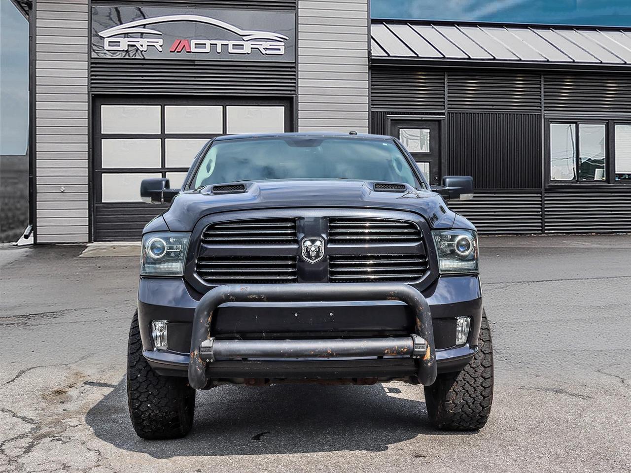 2015 RAM 1500 SPORT Photo1