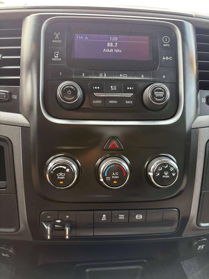 2016 RAM 2500 CREW -- DIESEL -- 4X4 -- LONG BOX - CERTIFIED Photo