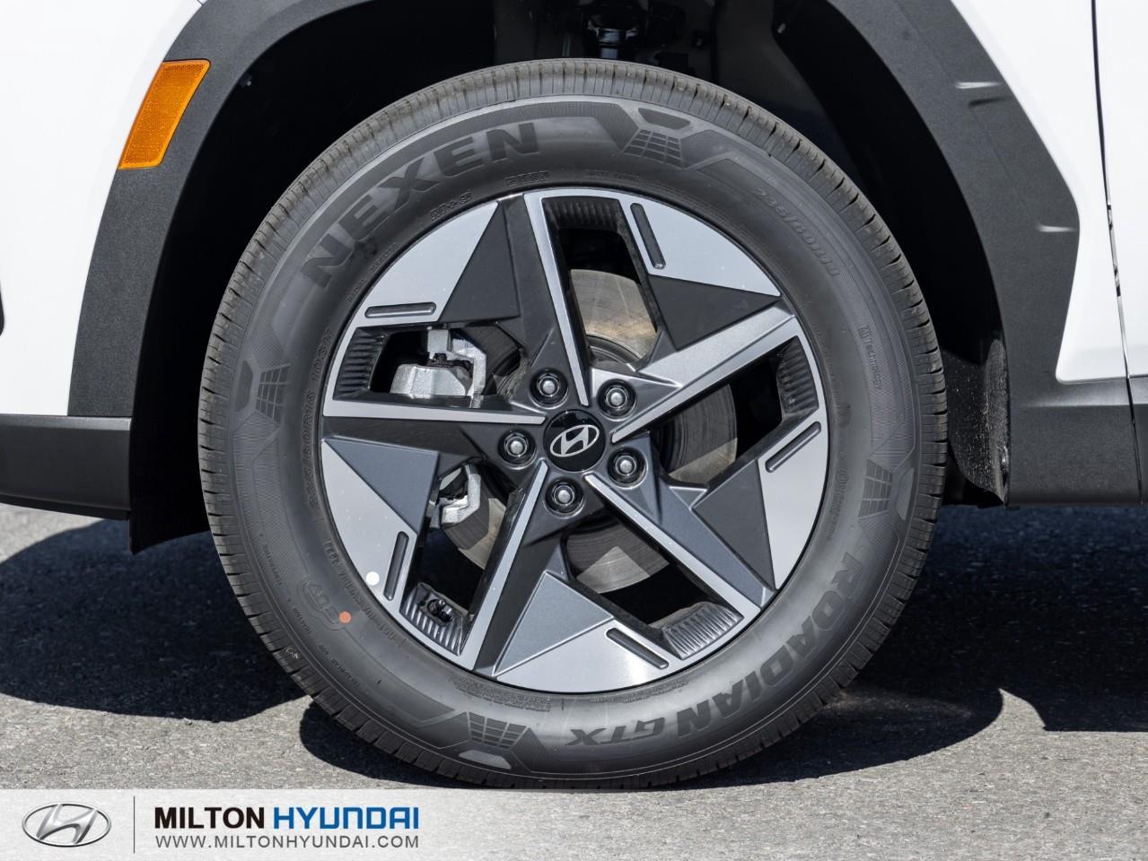 2026 Hyundai Tucson Preferred w/Trend Package 4dr All-Wheel Drive Photo3