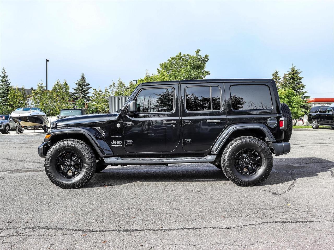 2019 Jeep WRANGLER UNLIMITED Sahara Photo