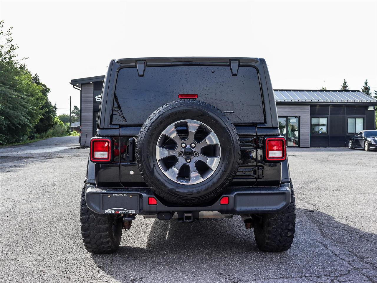 2019 Jeep WRANGLER UNLIMITED Sahara Photo
