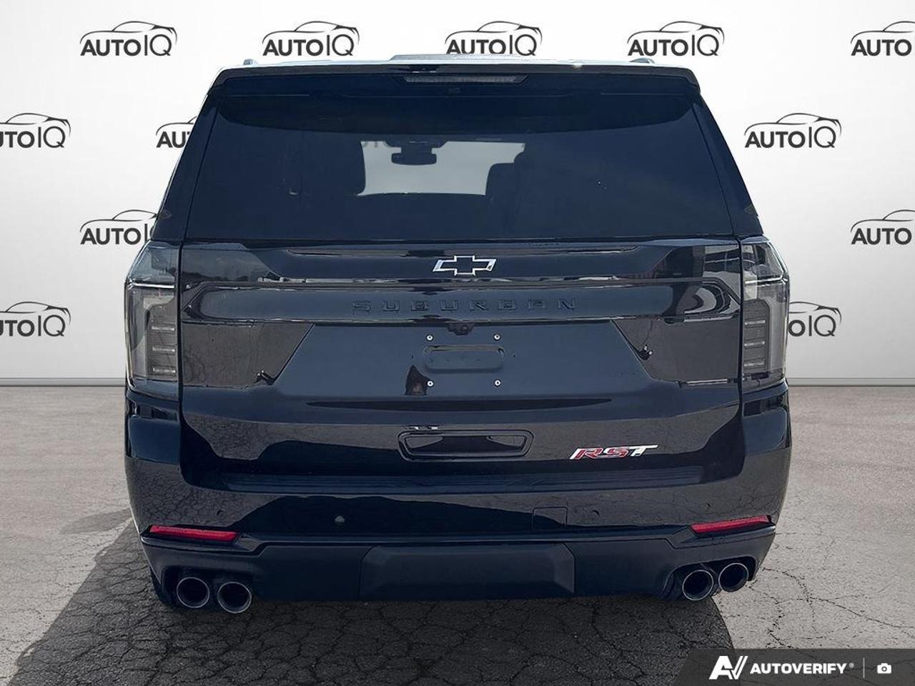 2026 Chevrolet Suburban RST 4dr 4x4 Photo4