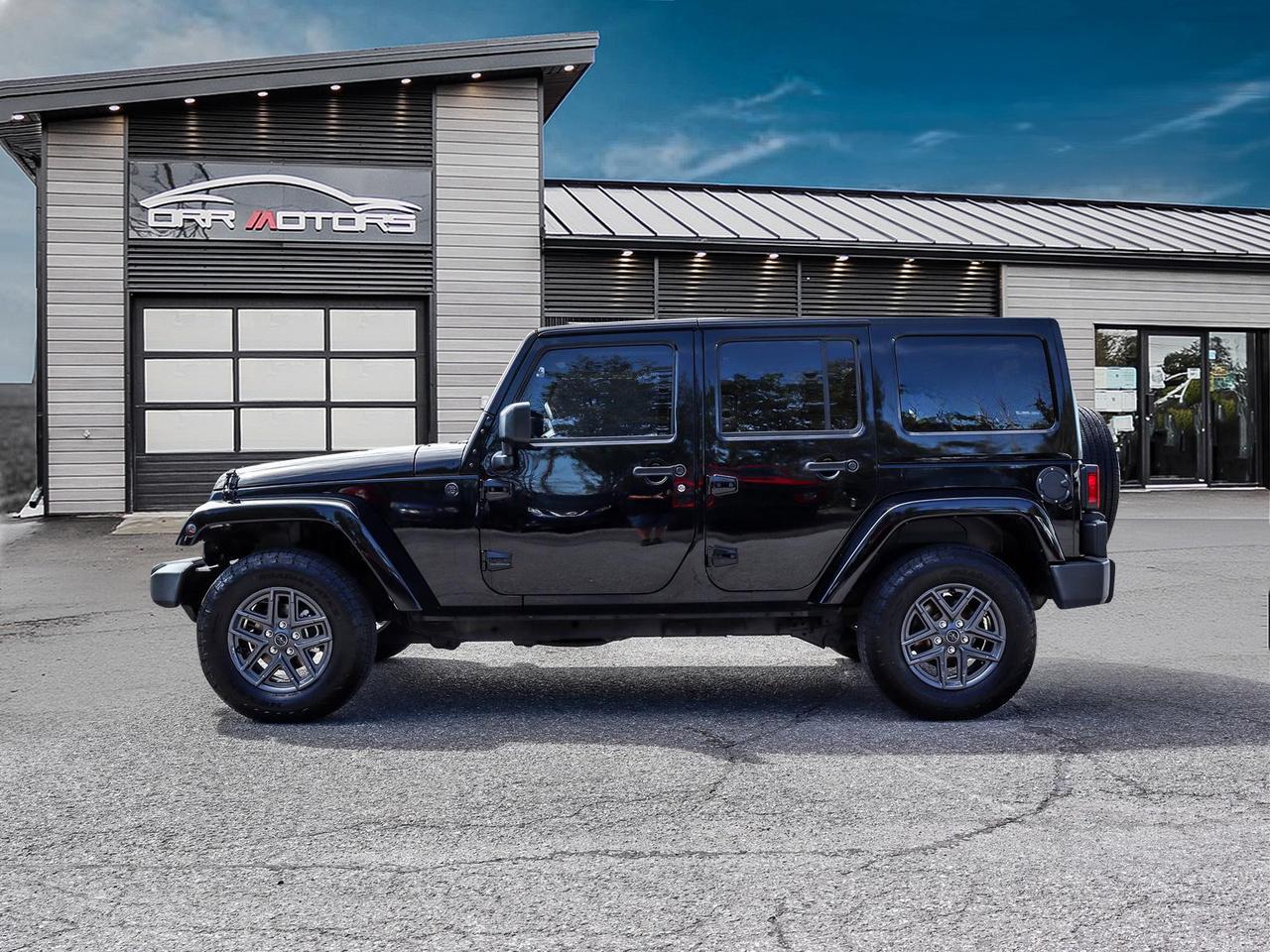 2017 Jeep Wrangler 4WD 4DR SAHARA Photo