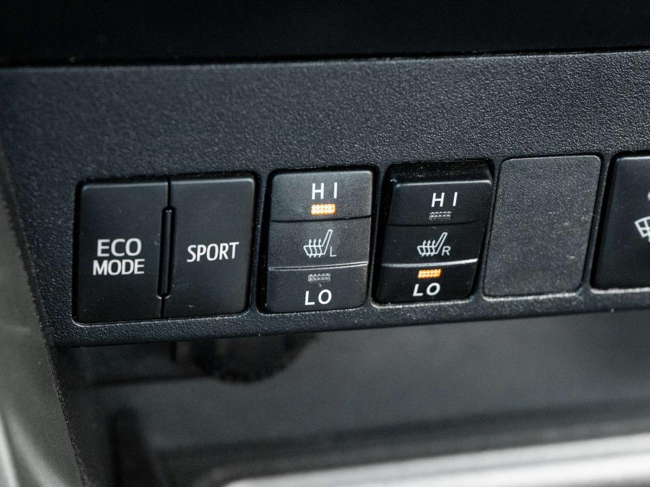2013 Toyota RAV4 AWD LIMITED Photo