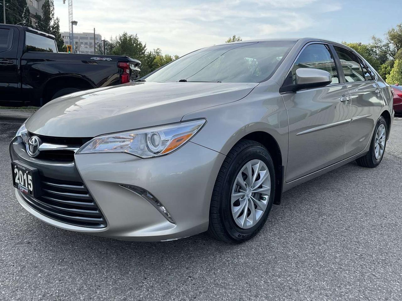 2015 Toyota Camry LE - BACK-UP CAM! BLUETOOTH! LOW MILEAGE! Photo2