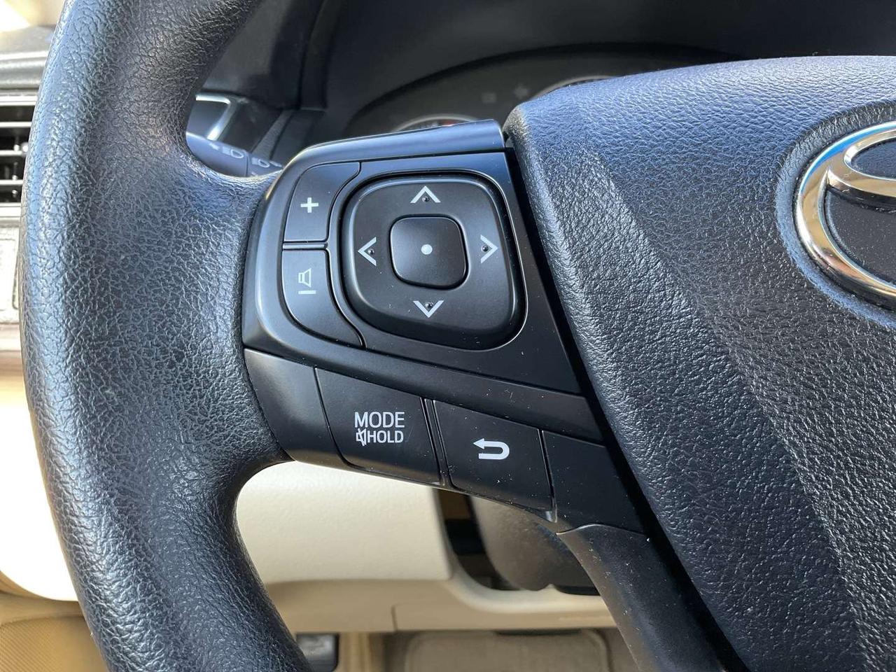 2015 Toyota Camry LE - BACK-UP CAM! BLUETOOTH! LOW MILEAGE! Photo